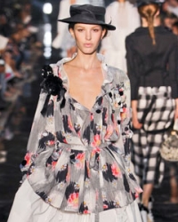модные блузы 2012 John Galliano модные блузы 2012 John Galliano
